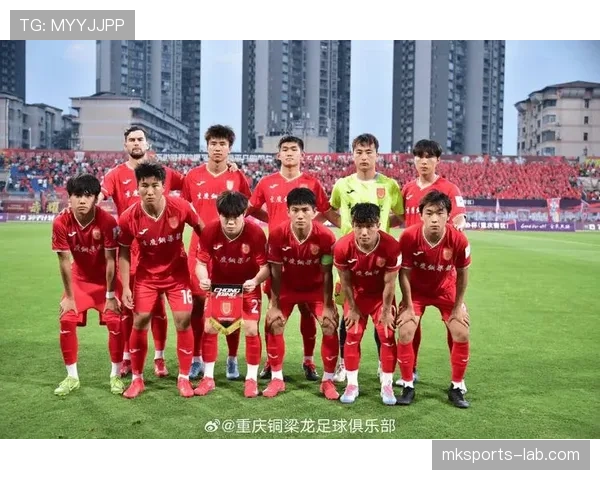 重庆铜梁龙新赛季备战中锋线引援成为首要解决课题 重庆铜梁龙新赛季备战中锋线引援成为首要解决课题